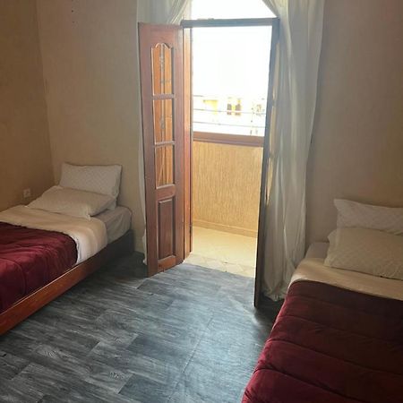 Apartement In Szavíra Kültér fotó
